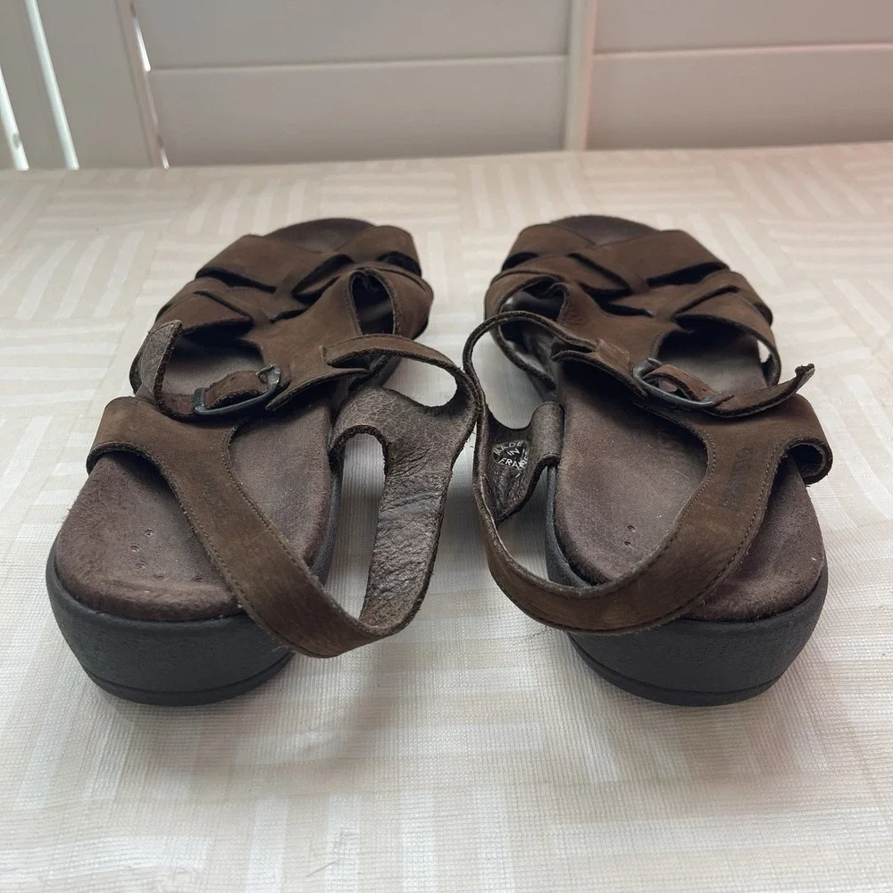 Mephisto brown strappy